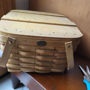Peterborough Pie Basket  with Risers